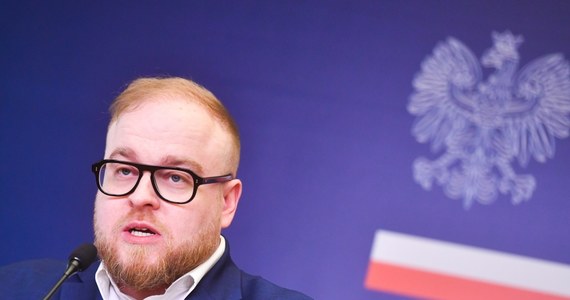 ​MSZ w związku z zamachami terrorystycznymi na Zachodnim Brzegu oraz w Tel Awiwe, a także ryzykiem wystąpienia kolejnych aktów przemocy, apeluje do polskich obywateli o zachowanie szczególnej ostrożności; zaleca spokój i rozważenie przełożenia podróży do Izraela i Palestyny do czasu uspokojenia się sytuacji. MSZ wydało komunikat w tej sprawie w piątek późnym wieczorem.