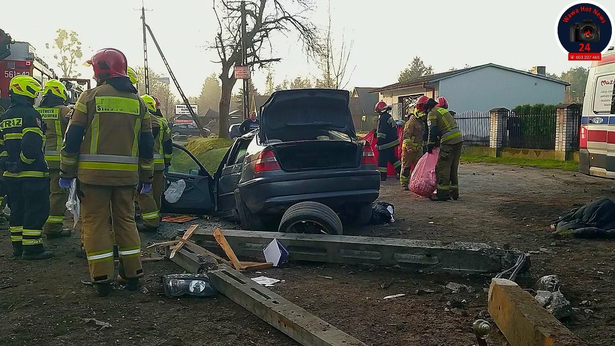3 osoby zostały poważnie ranne w wypadku na drodze krajowej nr 79 za Górą Kalwarią (woj. mazowieckie) w kierunku Warszawy. Rozpędzone bmw uderzyło tam w przydrożny słup. Jak się okazało, kierowca był pijany. Uciekł z miejsca wypadku, ale został już zatrzymany. Jedna z osób poszkodowanych zmarła w szpitalu. 