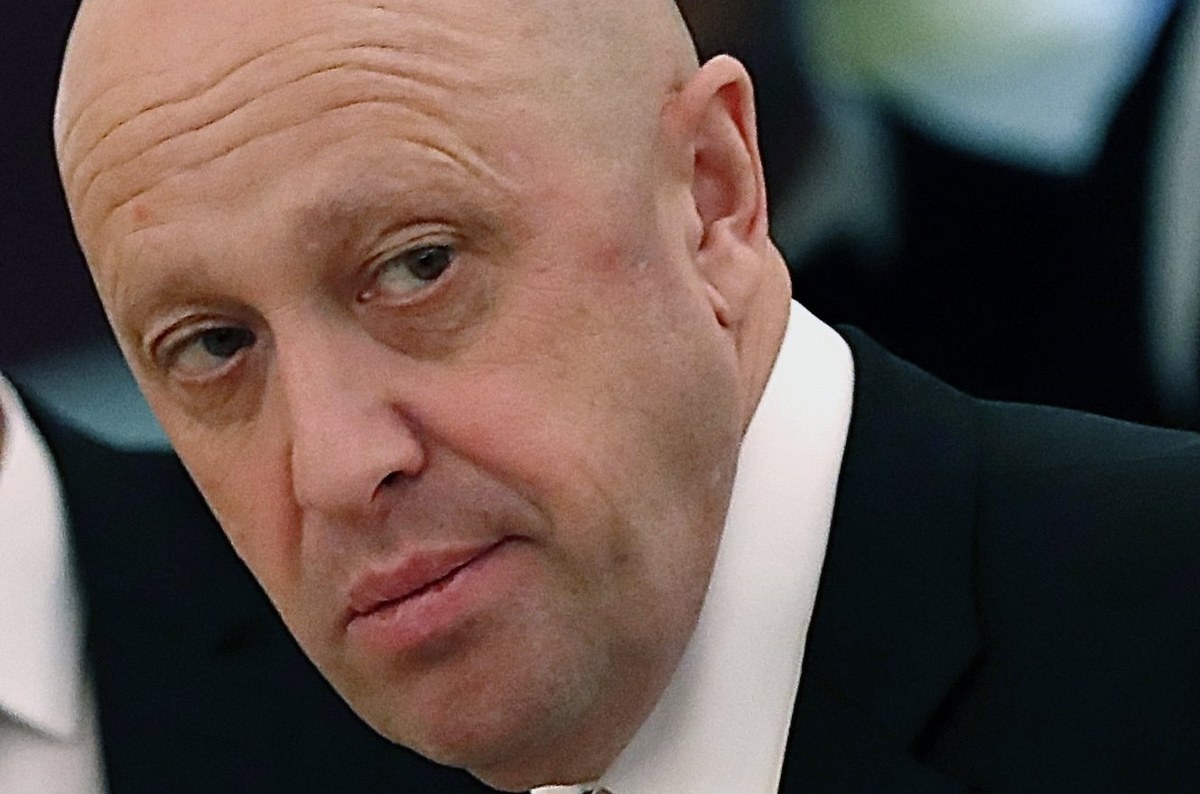 Szef najemniczej Grupy Wagnera Jewgienij Prigożyn aspiruje do przywództwa w partii Sprawiedliwa Rosja; Kreml próbuje podważać jego pozycję i zdyskredytować go – ocenia amerykański Instytut Badań nad Wojną (ISW) w najnowszym raporcie.