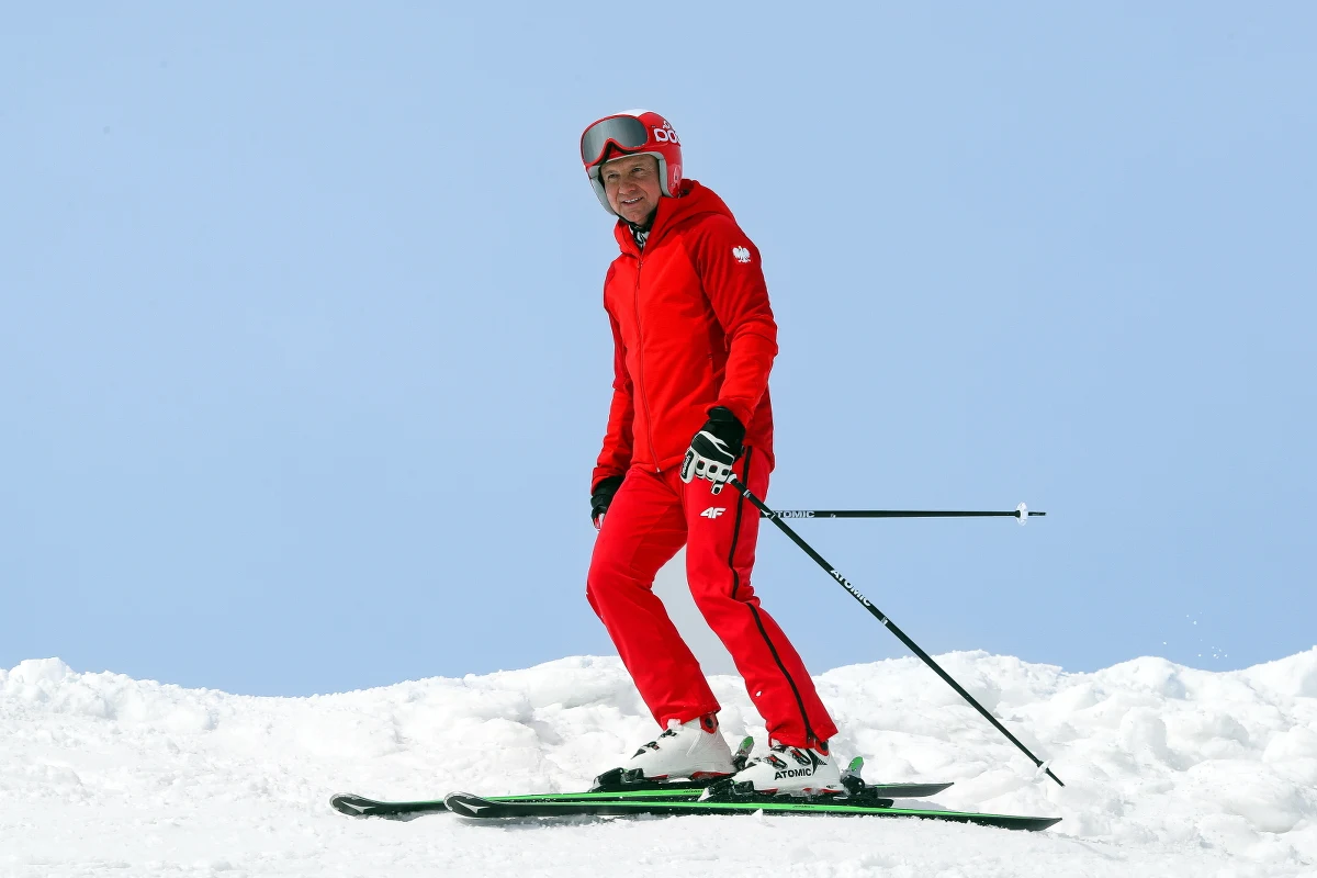 Prezydent Polski był dziś na nartach na Podhalu. Andrzej Duda zjeżdżał z Kasprowego Wierchu. Zobaczcie zdjęcia.
