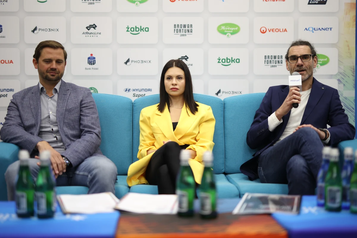 Osiem i pół tysiąca biegaczy wystąpi w niedzielę w 15. Poznań Półmaraton. Organizatorzy cieszą się z ponownie rosnącej frekwencji i liczą, że w najbliższej edycji zostaną pobite rekordy trasy. O to postara się powalczyć m.in. rekordzista Polski Krystian Zalewski.