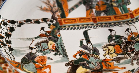 Wyjątkowa ekspozycja we wnętrzu Muzeum - Zamku w Łańcucie. Zaprezentowano elementy XVII-wiecznego chińskiego serwisu porcelanowego. 