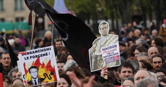 Francuskie związki zawodowe zapowiadają na czwartek kolejne strajki i manifestacje w całym kraju przeciwko reformie emerytalnej. Protesty odbędą się przed piątkową decyzją Rady Konstytucyjnej dotyczącą rządowej ustawy emerytalnej.