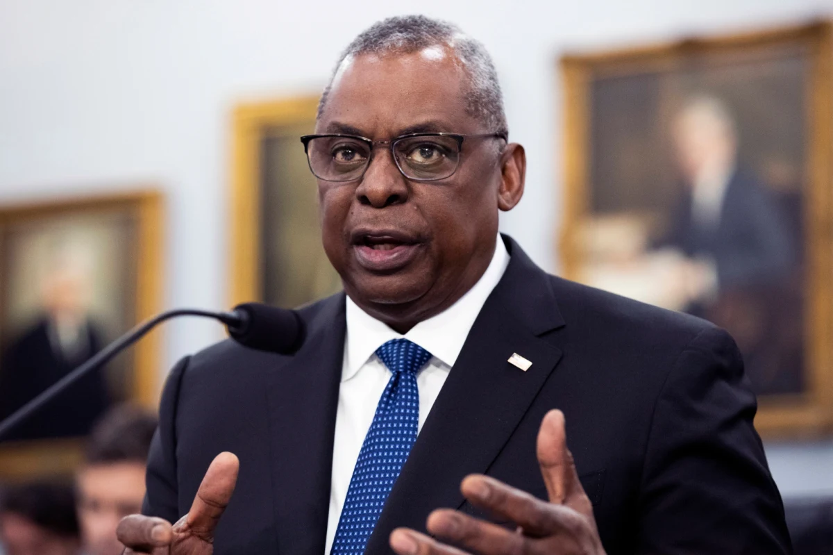 ​Sekretarz obrony USA Lloyd Austin powiedział we wtorek, że Stany Zjednoczone będą badać niedawny wyciek tajnych dokumentów z Pentagonu, dopóki nie zostanie znalezione jego źródło.