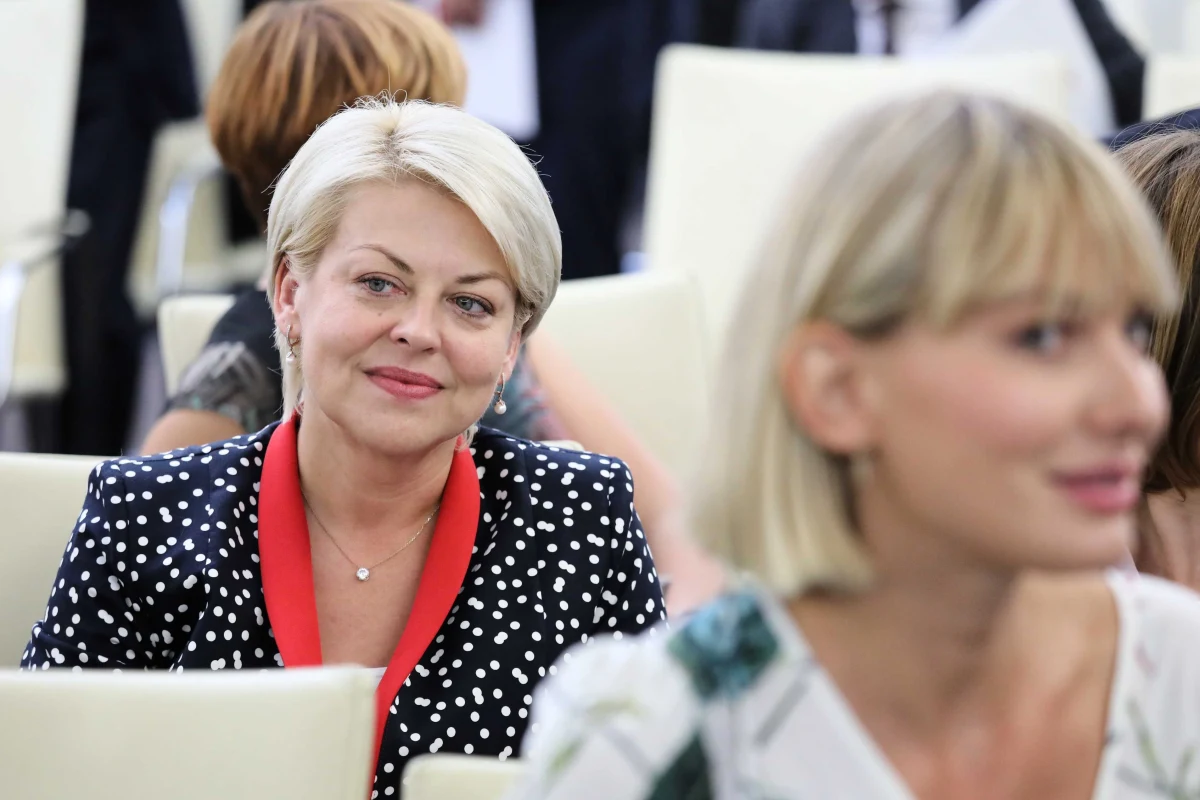 "Koledzy namawiali mnie, bym pozostała w Polsce, ale uznałam, że muszę wrócić na Białoruś" – powiedziała środowej „Rzeczpospolitej” Andżelika Borys, szefowa prześladowanego przez reżim Związku Polaków na Białorusi.