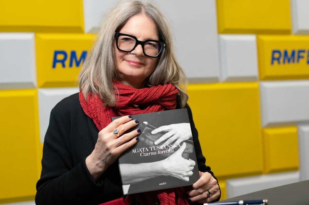 Dziś premiera książki “Czarna Torebka” Agaty Tuszyńskiej. „To jest torebka schron. To jest torebka, która miała służyć mojej żydowskiej babce w ocaleniu, w przetrwaniu” – mówi w RMF FM znakomita pisarka. W swojej nowej książce autorka opowiada o losach jej babki Żydówki w czasie wojny, o wyjściu z warszawskiego getta i przetrwaniu na fałszywych papierach trzymanych w tytułowej torebce. 