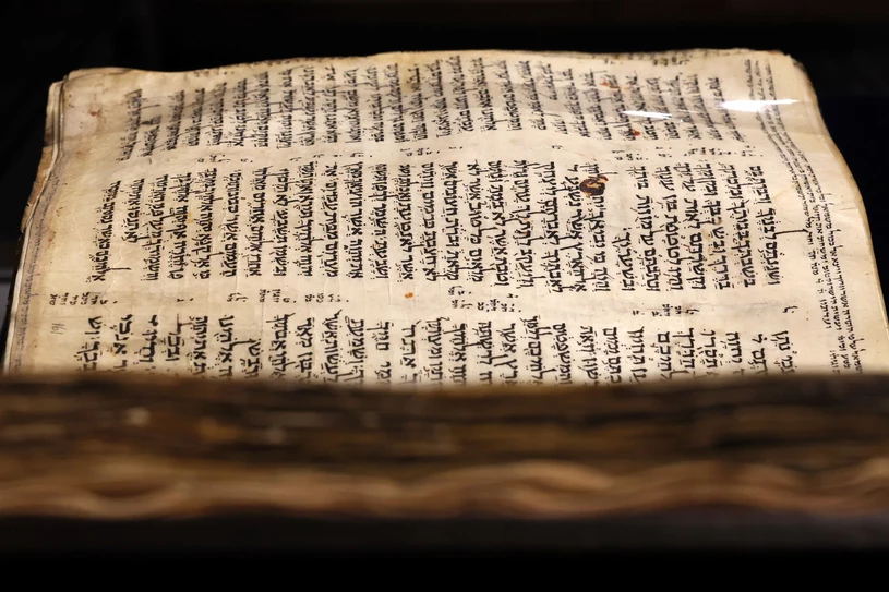 Badacze nie potrafili. Sztuczna inteligencja rozwikłała sekrety Biblii