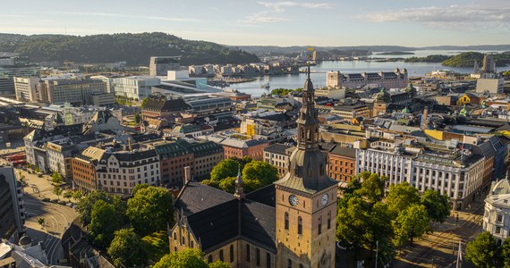 Norwegia uznała 15 pracowników ambasady Rosji w Oslo za osoby niepożądane. Ministerstwo Spraw Zagranicznych w Oslo informuje, że ich działalność szpiegowska była od dawna monitorowana.