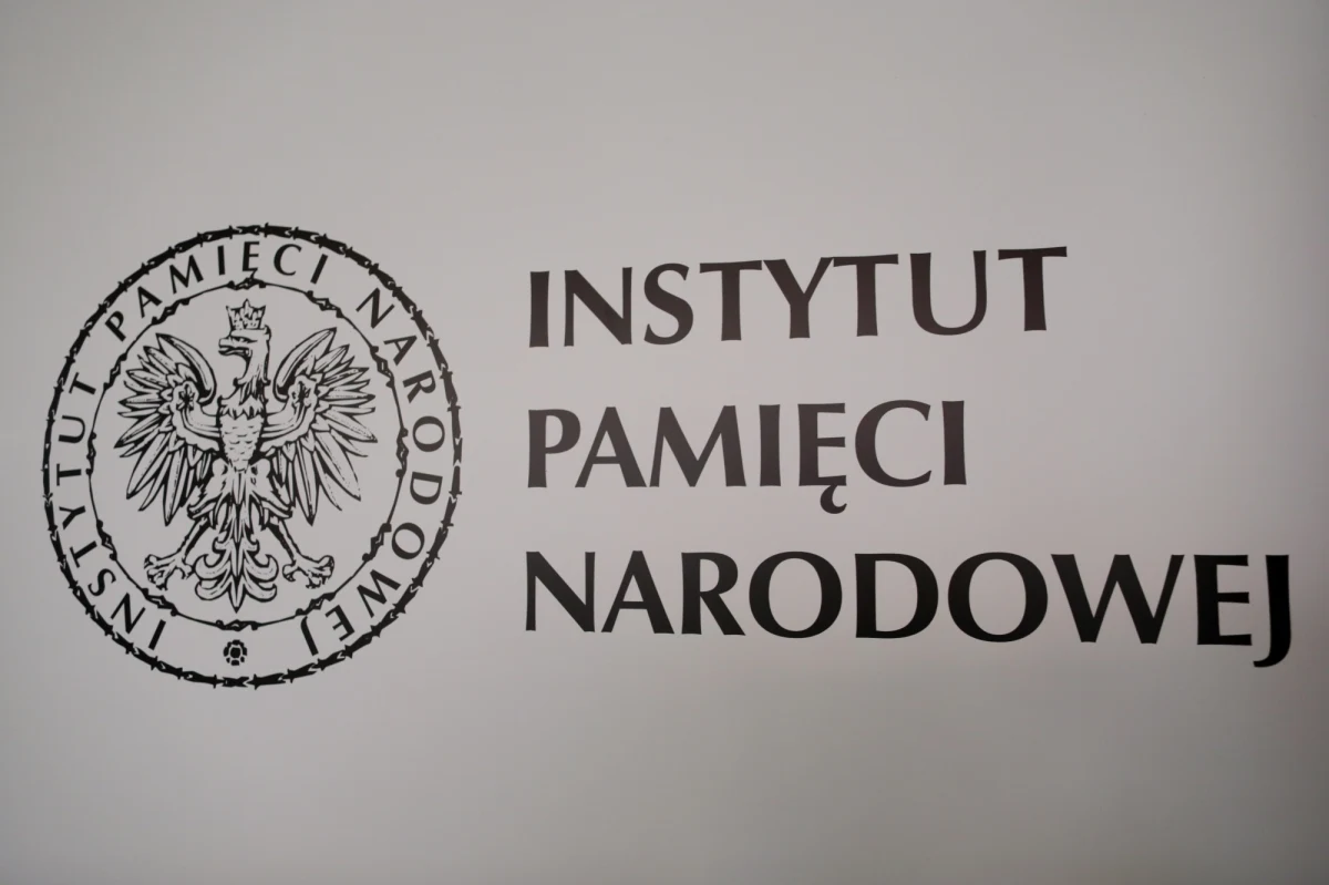 Szczątki plut. Alojzego Talika ps. Orzeł i Eugeniusza Kani ps. Chytry, żołnierzy NSZ mjr. Henryka Flamego straconych przez władze komunistyczne w więzieniu, odnalazł IPN na cmentarzu w Bielsku-Białej - dowiedziała się PAP od przedstawiciela Instytutu.