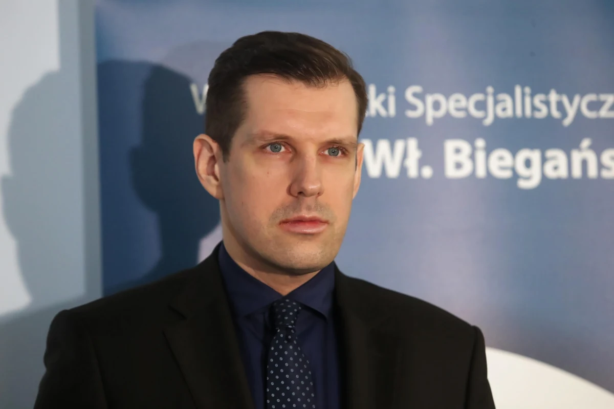 Dotychczasowy wojewoda łódzki Tobiasz Bocheński zostanie nowym wojewodą mazowieckim - dowiedział się nieoficjalnie dziennikarz RMF FM. Zastąpi na tym stanowisku Konstantego Radziwiłła, który został nowym ambasadorem na Litwie. Nowy wojewoda mazowiecki urząd może objąć już w przyszłym tygodniu.