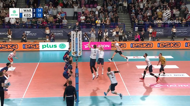 Trzeci mecz, trzeci tie-break! Pasjonująca rywalizacja ZAKSY z Projektem w play-off PlusLigi
Trzeci mecz ćwierćfinałowy: Projekt Warszawa - Grupa Azoty ZAKSA Kędzierzyn-Koźle 3:2 (20:25, 26:24, 18:25, 25:16, 15:12).