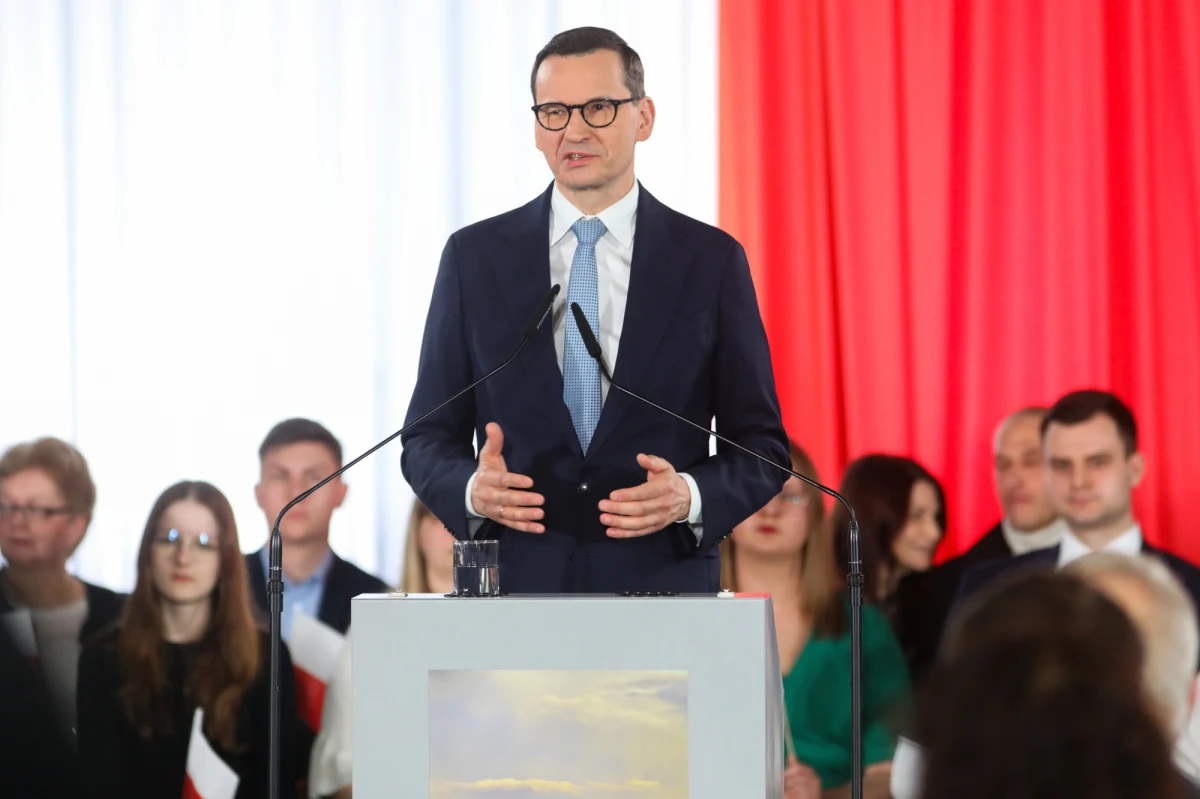 Premier Mateusz Morawiecki na konwencji Prawa i Sprawiedliwości we wsi Łyse ogłosił, że rząd chce wprowadzić tarczę dla polskiego rolnictwa. Zapowiedział też zwiększenie dopłat do paliwa rolniczego. 