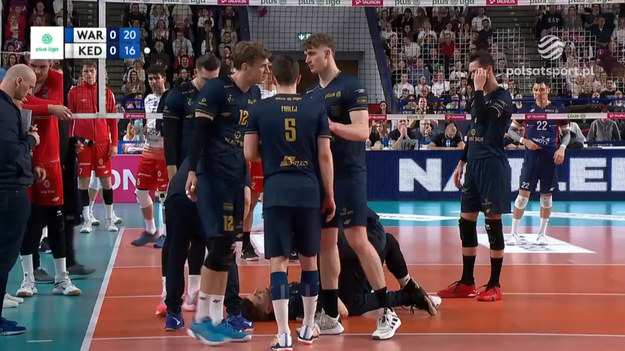 Fragment czwartego meczu ćwierćfinału PlusLigi Projekt Warszawa – Grupa Azoty ZAKSA Kędzierzyn-Koźle.

W tekście zawarto link serwisu partnerskiego