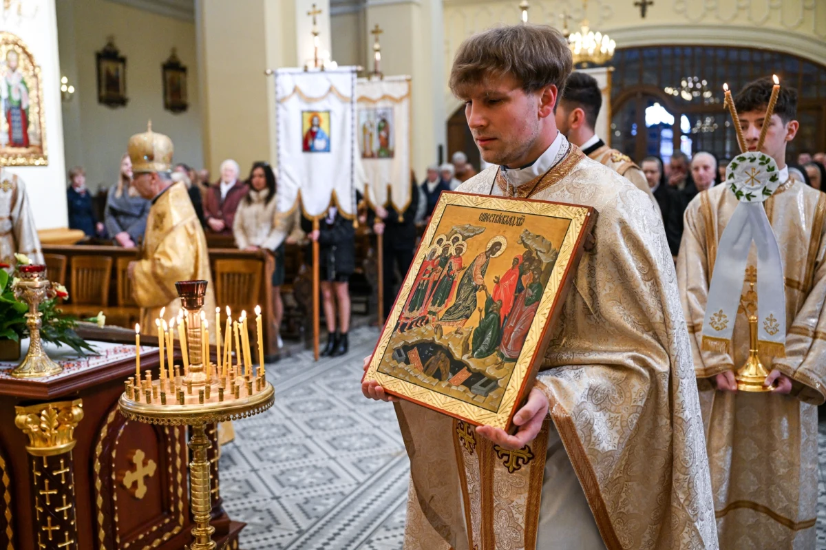 Prawosławni i wierni innych obrządków wschodnich, m.in. grekokatolicy, rozpoczęli w niedzielę obchody Świąt Wielkanocnych, które w tym roku przypadają u nich tydzień później niż u katolików.
