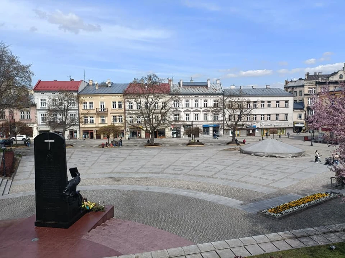 Czy w Przemyślu śladem innych polskich miast stanie diabelski młyn? W tym kierunku czynione są już starania. Miałby zostać zlokalizowany na Placu Niepodległości.