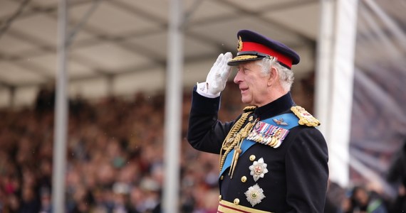 Są nowe szczegóły dotyczące uroczystości koronacyjnych króla Karola III. Odbędzie się ona 6 maja w Londynie w tamtejszym Opactwie Westminsterskim - informuje nasz brytyjski korespondent Bogdan Frymorgen.