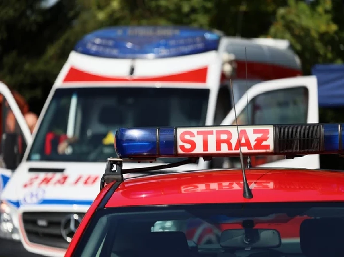 Przyczyną śmierci trzech mężczyzn z Unisławia (Kujawsko-Pomorskie) było zatrucie tlenkiem węgla. Piątkowe pomiary strażaków nie wykazywały jego obecności w mieszkaniu, ale sekcja zwłok wskazuje na taką właśnie przyczynę zgonu. Śmierć mężczyzn miała nastąpić wiele godzin wcześniej.