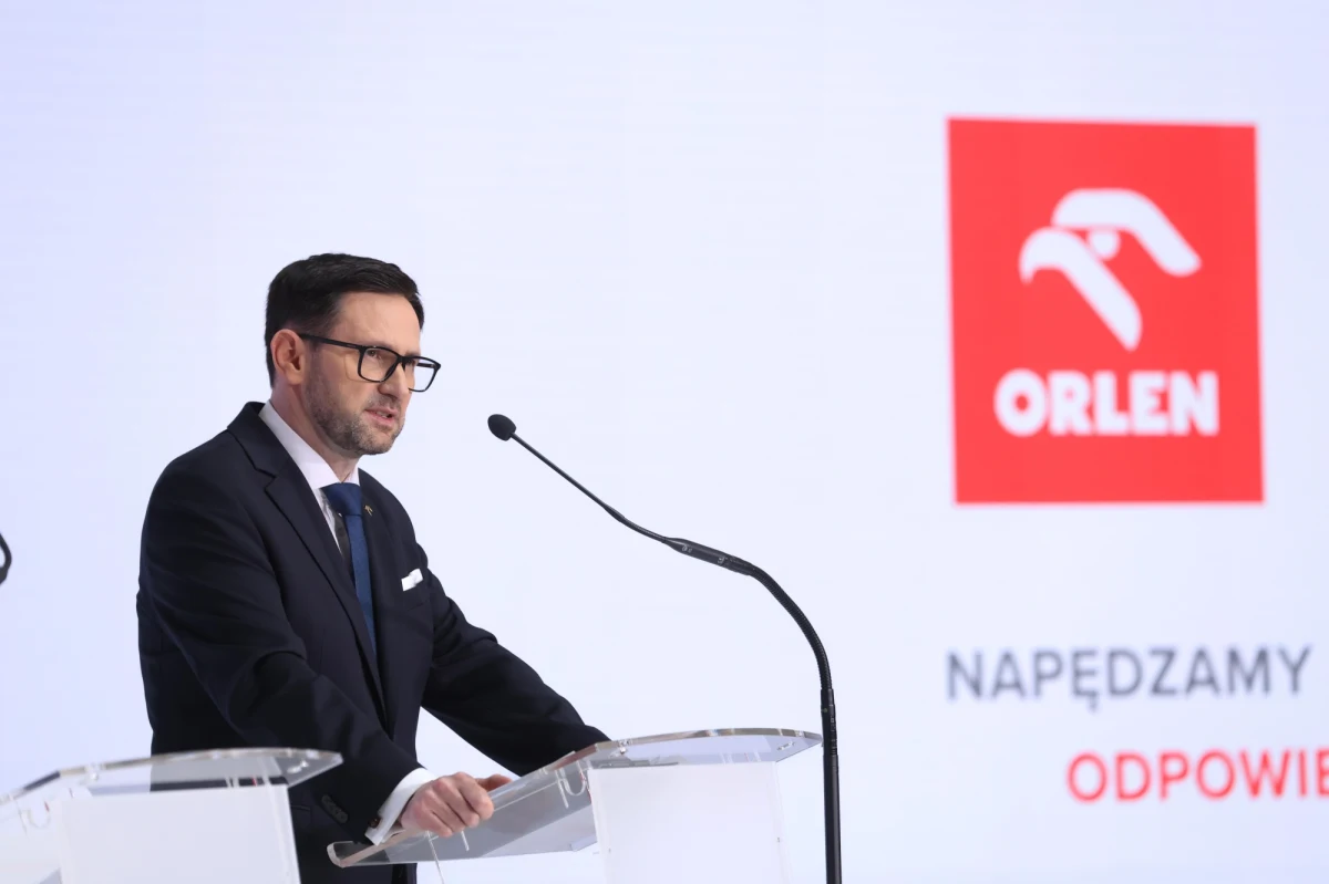 "Nie wystartuję w wyborach parlamentarnych, będę zajmował się biznesem. Nie mam aspiracji politycznych" – mówił w Rozmowie w południe w RMF FM Daniel Obajtek. Prezes Orlenu dodał, że jeśli władzę w kraju przejmie po wyborach opozycja, to sam odejdzie ze stanowiska.