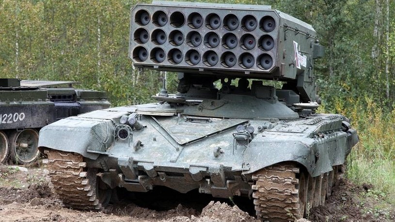 Siły Zbrojne Ukrainy opublikowały zdjęcie, na którym ukazały przejętą rosyjską najbardziej przerażającą broń używaną w wojnie, a mianowicie TOS-1A.