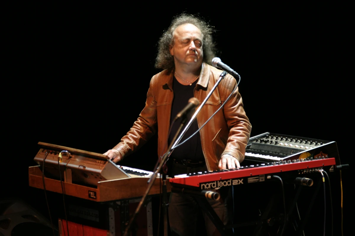 Legendarny multiinstrumentalista Józef Skrzek zagra pod kopułą Planetarium i Obserwatorium Astronomicznego w Olsztynie. W czasie tego wydarzenia będzie można podziwiać specjalne wizualizacje tworzone na żywo.