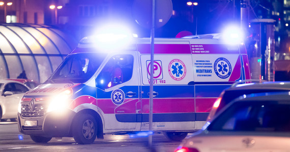 Do tragicznego w skutkach wypadku doszło w markecie budowlanym w Sierpcu na Mazowszu. Winda towarowa przygniotła dwie osoby – jedna z nich nie żyje. Informację z Gorącej Linii RMF FM potwierdziła nam policja i straż pożarna. 