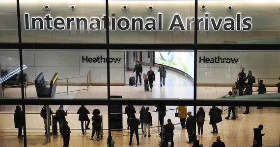 Podróżni przylatujący do Londynu na koronację króla Karola III będą musieli się liczyć z utrudnieniami. Związek zawodowy Unite zapowiedział, że w tym okresie odbędzie się kolejny strajk pracowników kontroli bezpieczeństwa na lotnisku Heathrow.