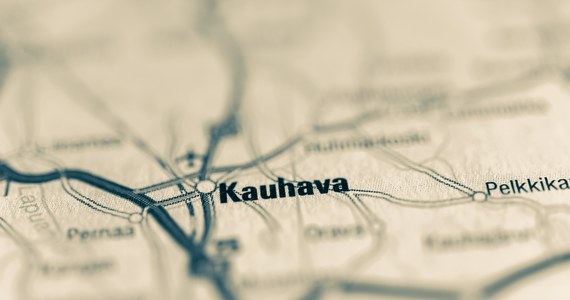 ​Władze 15-tysięcznej Kauhavy na zachodzie kraju jednogłośnie opowiedziały się za lokalizacją bazy NATO na swoim terenie. Miasto uważa, że Finlandia powinna o to zabiegać w rozmowach z sojuszem, do którego przystąpiła 4 kwietnia.