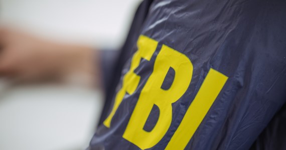 Federalne Biuro Śledcze (FBI) przestrzega przed nowymi taktykami, jakie Chińczycy i Irańczycy stosują, by uciszyć dysydentów żyjących na amerykańskiej ziemi i wpływać na amerykańską politykę. FBI uważa, że próby Chin i Iranu są „coraz bardziej zuchwałe”.