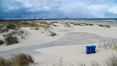 Świnoujście: Władze miasta chcą kompromisu w sprawie dostępu do plaży i zabytków