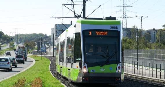 Olsztyński magistrat poinformował, że w najbliższy weekend wstrzymane zostanie kursowanie linii tramwajowej nr 2. W tym czasie funkcjonować będzie autobusowa linia zastępcza Z-2.
