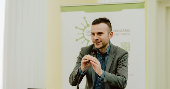 Cieszą nas takie fakty. Nasz dziennikarz Michał Dobrołowicz odebrał dzisiaj nagrodę - Zdrowe Pióro. To wyróżnienie przyznaje Rada Naukowa Ogólnopolskiego Programu Zwalczania Chorób Infekcyjnych.