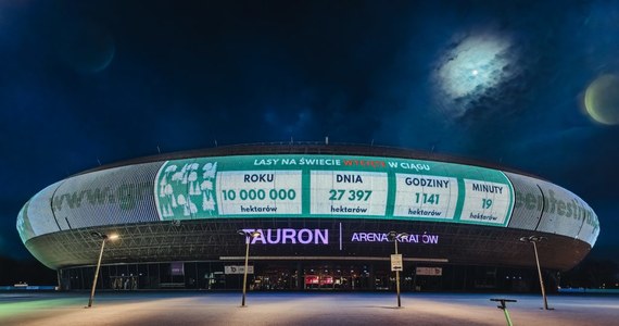 Punktualnie o godz. 10 na największym ekranie ledowym w Polsce, czyli na elewacji krakowskiej hali Tauron Arena, zainaugurował odliczanie Licznik Wylesienia. Licznik będzie włączał się codziennie o godzinie 20:00.
