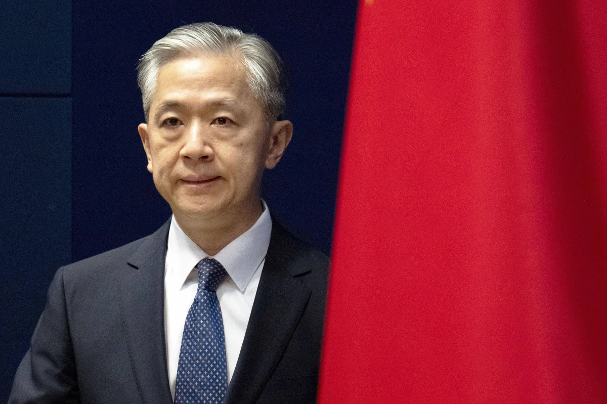 "Żaden kraj nie ma prawa ingerować w relacje Chin z Rosją" – oświadczył rzecznik chińskiego MSZ Wang Wenbin, odnosząc się do zarzutów ze strony USA dotyczących stanowiska Pekinu w sprawie rosyjskiej inwazji na Ukrainę.