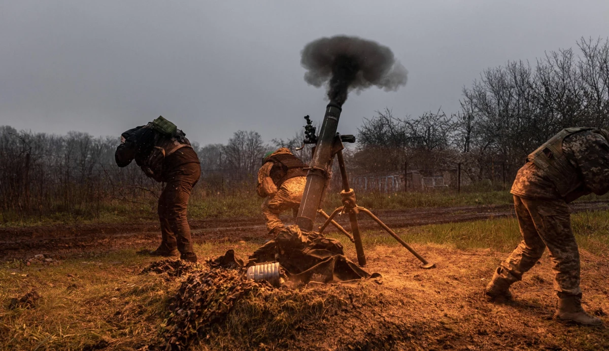 W listopadzie ubiegłego roku, na skutek ukraińskiej kontrofensywy, Rosjanie wycofali się zarówno z Chersonia, jak i prawego brzegu Dniepru. Choć od tego czasu front w obwodzie chersońskim jest w zasadzie nieaktywny, to w ostatnich dniach rosyjscy blogerzy wojenni zaczęli się niepokoić działaniami strony ukraińskiej. Siły podległe Kijowowi miały bowiem ustanowić przyczółek na lewym brzegu rzeki, okupowanym przez wojska rosyjskie.