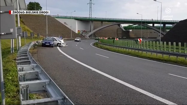 Miejsce, w którym rozbija się ponad 100 aut rocznie, albo bardziej obrazowo, gdzie raz na 3 dni dochodzi do wypadków, w końcu będzie przebudowane. To feralny odcinek drogi ekspresowej S1 pod Bielskiem-Białą. Kierowcy mimo apeli i ostrzeżeń pędzą tam jak szaleni, dlatego miejscowi nazwali ten zakręt ‘’zakrętem idiotów’’. Dla ''Wydarzeń'' Robert Gusta.  