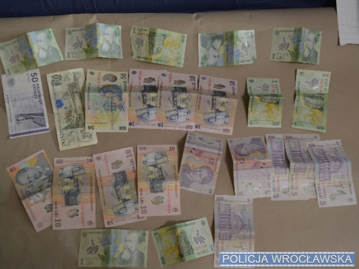 Na trzy miesiące do aresztu trafili członkowie grupy włamywaczy, których zatrzymała dolnośląska policja. Trzech mężczyzn miało włamywać się do domów oraz mieszkań. Jak informuje policja, są podejrzani o kradzieże złotej i srebrnej biżuterii, telefonów, laptopów i pieniędzy. Grozi im do 10 lat więzienia.