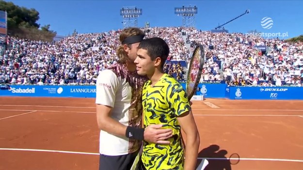 Skrót meczu finałowego turnieju ATP w Barcelonie Carlos Alcaraz (Hiszpania, 1) - Stefanos Tsitsipas (Grecja, 2) 6:3, 6:4.

