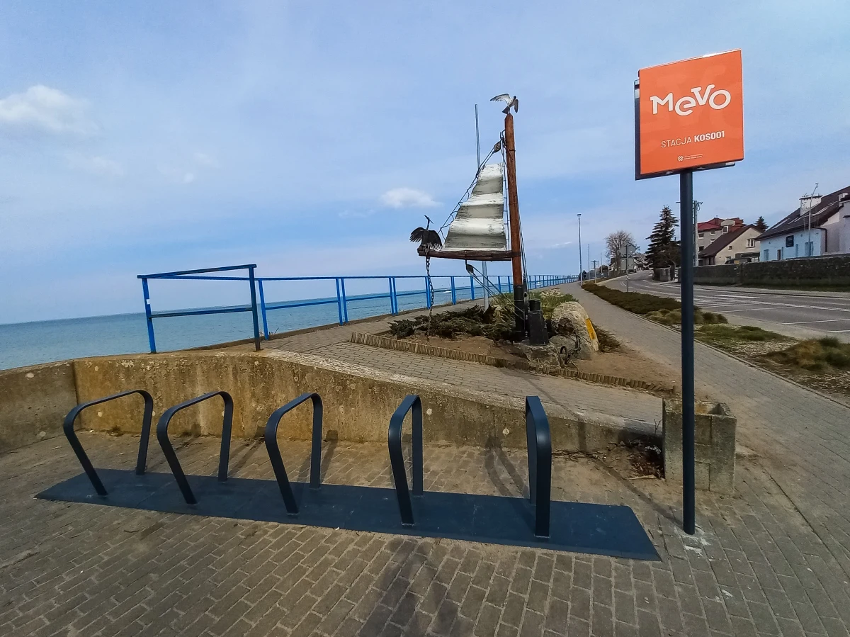 Najwcześniej po majówce zostaną wznowione w Trójmieście testy Roweru Metropolitalnego Mevo 2.0 - dowiedział się reporter RMF FM. W weekend prowadzone od kilku tygodni testy zostały zawieszone - z powodu błędów aplikacji, która obsługiwać ma system. To drugie podejście do uruchomienia systemu roweru metropolitalnego. W 2019 roku podobny projekt upadł, po kilku miesiącach funkcjonowania. 