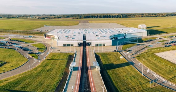 Zarząd Portu Lotniczego Lublin podpisał umowę z wykonawcą na rozbudowę parkingu przy terminalu od strony odlotów. Nowe miejsca będą czekały na pasażerów na początku czerwca, wraz z rozpoczęciem sezonu wakacyjnego.