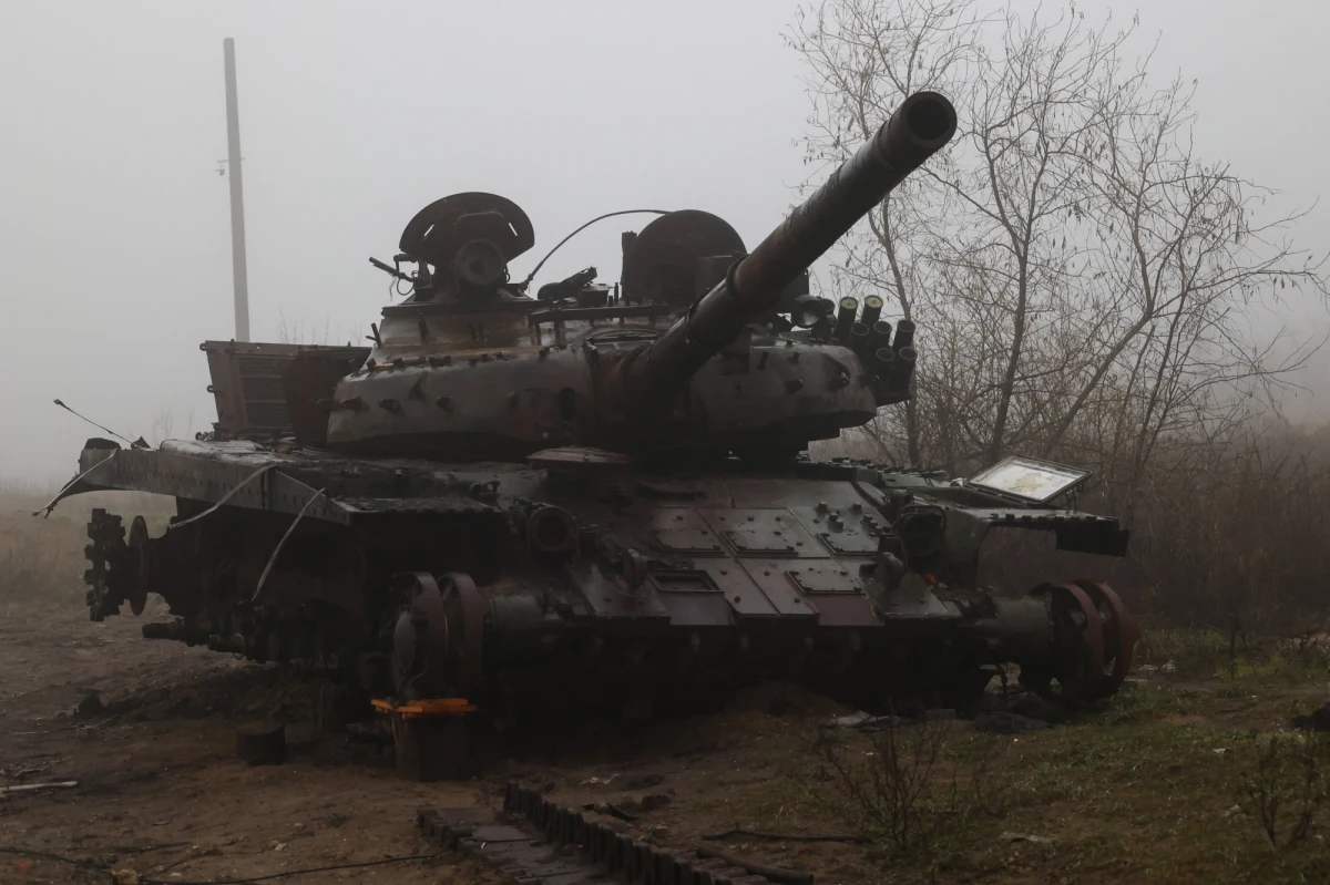 W Nowosybirsku w Rosji odkryto masowy pochówek zmarłych najemników z Grupy Wagnera - podają rosyjskie media. Są tam dziesiątki nowych grobów.