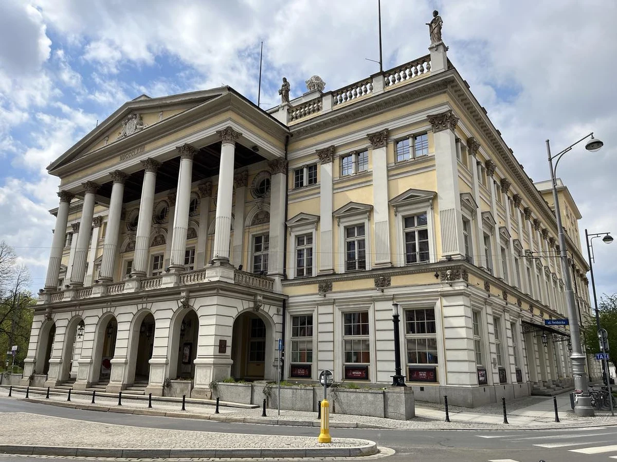 ​Szereg nieprawidłowości w Operze Wrocławskiej. Stwierdził je i oficjalnie potwierdza Dolnośląski Urząd Marszałkowski. Operę skontrolowano po głośnej imprezie urodzinowej Bartosza Rybaka, asystenta ministra Przemysława Czarnka.