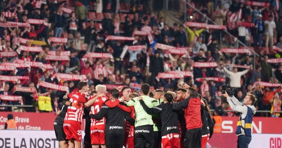 Cztery gole zdobyte przez napastnika Girona FC Valentina “Taty" Castellanosa Realowi Madryt w meczu La Liga odświeżyły w Hiszpanii pamięć o wyczynie Roberta Lewandowskiego sprzed 10 lat. Media przypominają, że obaj gracze ośmieszyli utytułowanych “Królewskich".