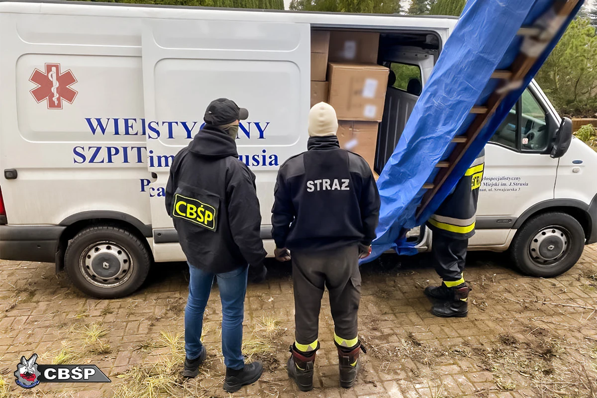 46 mln jednorazowych rękawiczek i ponad 400 tys. maseczek ochronnych przekazanych zostało organizacji charytatywnej z Poznania i tamtejszemu Urzędowi Miasta. Zostały skonfiskowane zorganizowanej grupie przestępczej.