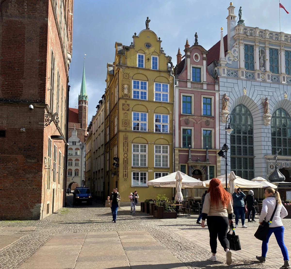 Policja wróci do budynku po byłym komisariacie przy ulicy Piwnej w Gdańsku. To plany, które przedstawił dzisiaj na konferencji młodszy inspektor Sylwester Mieszczak, zastępca komendanta miejskiego policji w Gdańsku. Chodzi o to, by w Śródmieściu było bezpieczniej.