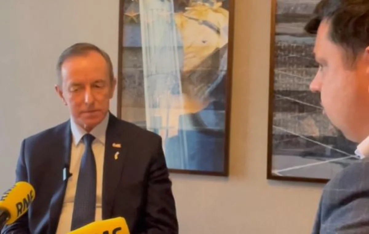 "To jest jawne ograniczenie praw Polonii do głosowania" - tak mówi o nowelizacji Kodeksu wyborczego marszałek Senatu Tomasz Grodzki, który przebywa z wizytą w Waszyngtonie. Jak podkreśla, od Polonii słyszy obawy o przebieg wyborów i udziale Polonii w jesiennych wyborach. "To jest skandal" - podkreśla w rozmowie z naszym dziennikarzem Pawłem Żuchowskim, tłumacząc, że żadnych zmian nikt nie powinien wprowadzać w roku wyborczym. 