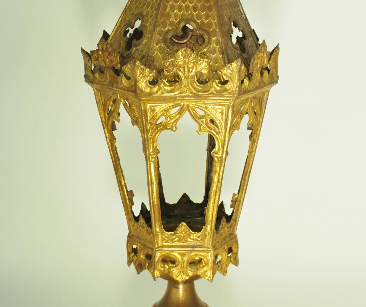 Nowy festiwal historyczny "Dzieje lampy naftowej – Ignacy Łukasiewicz, polski wkład w rewolucję przemysłową" odbywa się w ten weekend w Muzeum Gazownictwa w Paczkowie na Opolszczyźnie i w Muzeum Domu Śląskiego w Ziębicach na Dolnym Śląsku. Odwiedzający będą mogli zobaczyć kilkaset zabytkowych lamp naftowych, a także projekcje tajemniczych klisz odnalezionych na pchlim targu w Wiedniu.