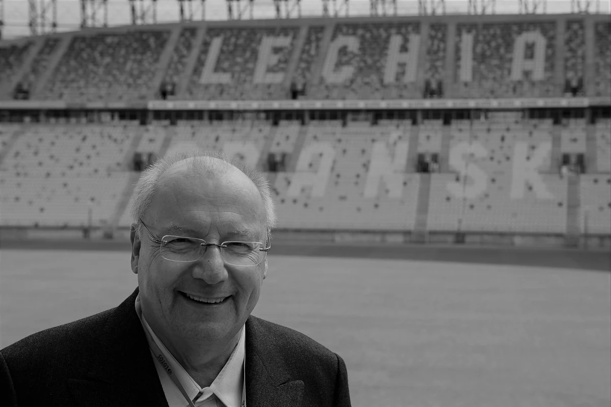 Nie żyje współwłaściciel Lechii Gdańsk, Franz Josef Wernze. Zmarł w wieku 74 lat po długiej chorobie. O jego śmierci poinformował klub na swojej stronie internetowej. 