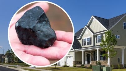 Meteoryt spadł na dom w północnych Niemczech