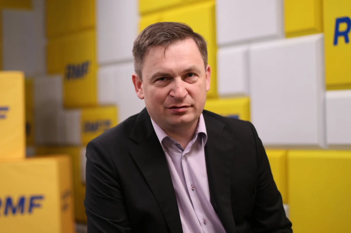 Spadająca inflacja nie oznacza spadających cen. Myślę, że koniec roku to będzie taki moment, kiedy dynamika cen powinna osiągnąć poziom 6-7 proc. Tak naprawdę każdy z nas ma swoją własną, prywatną inflację, w zależności od tego, co kupuje - mówił Gość Krzysztofa Ziemca w RMF FM, prof. Łukasz Hardt, wiceprezes Polskiego Towarzystwa Ekonomicznego, przewodniczący rady nadzorczej Zakładu Ubezpieczeń Społecznych i były członek Rady Polityki Pieniężnej.