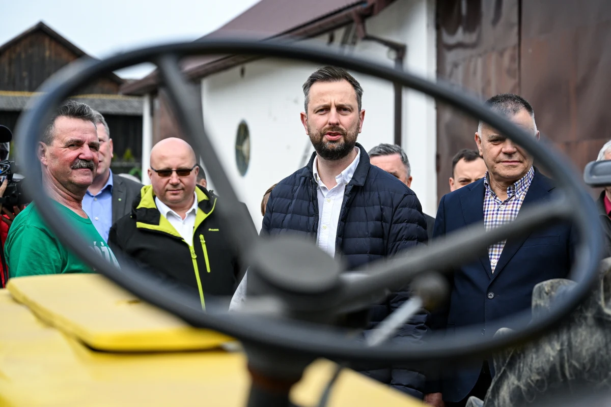 Polska potrzebuje dobrego gospodarza. Jesteśmy dobrym gospodarzem, jesteśmy przygotowani do rządzenia. Mamy plan dla Polski - mówił w sobotę prezes PSL Władysław Kosiniak-Kamysz. W czwartek liderzy PSL-u i Polski 2050 ogłosili, że wystartują wspólnie w nadchodzących wyborach parlamentarnych. 